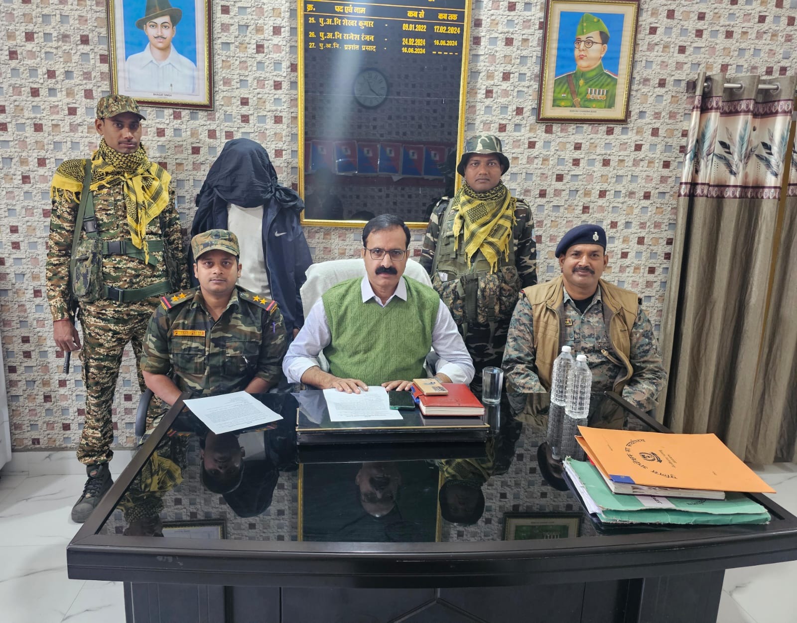 पलामू में चल रहे खनिज तस्करी खेल हुआ बड़ा खुलासा, पुलिस ने पांच ट्रक किए जब्त