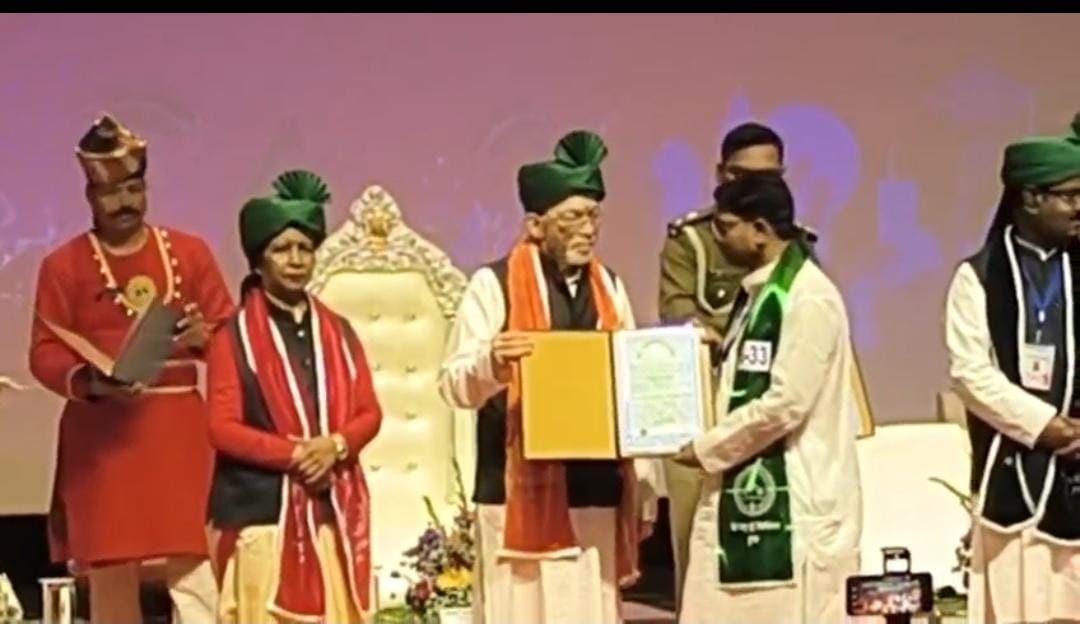 दुमका: SKMU का 9वां दीक्षांत समारोह संपन्न, 78 छात्रों को पदक और 37 पीएचडी शोधार्थियों को दी गई उपाधि