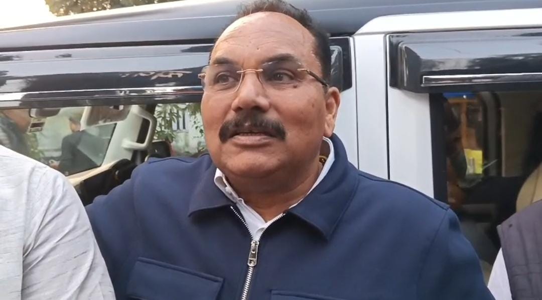 बिहार चुनाव परिणाम : बदनाम हो रहा EVM, बैलेट से चुनाव की मांग को लेकर सड़क पर उतरना चाहिए महागठबंधन को : प्रदीप यादव