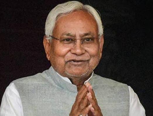 कौन है नीतीश कुमार जिनको बिहार की जनता ने पांचवी बार पहनाया है मुख्यमंत्री का ताज, पढे कैसे हुई राजनीतिक सफर की शुरुआत