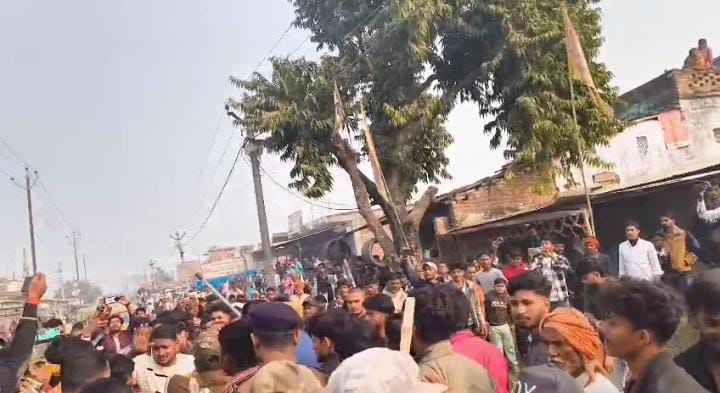 सीतामढ़ी से आया LIVE फायरिंग का वीडियो, पढ़े क्यों शुरू हुआ विवाद 