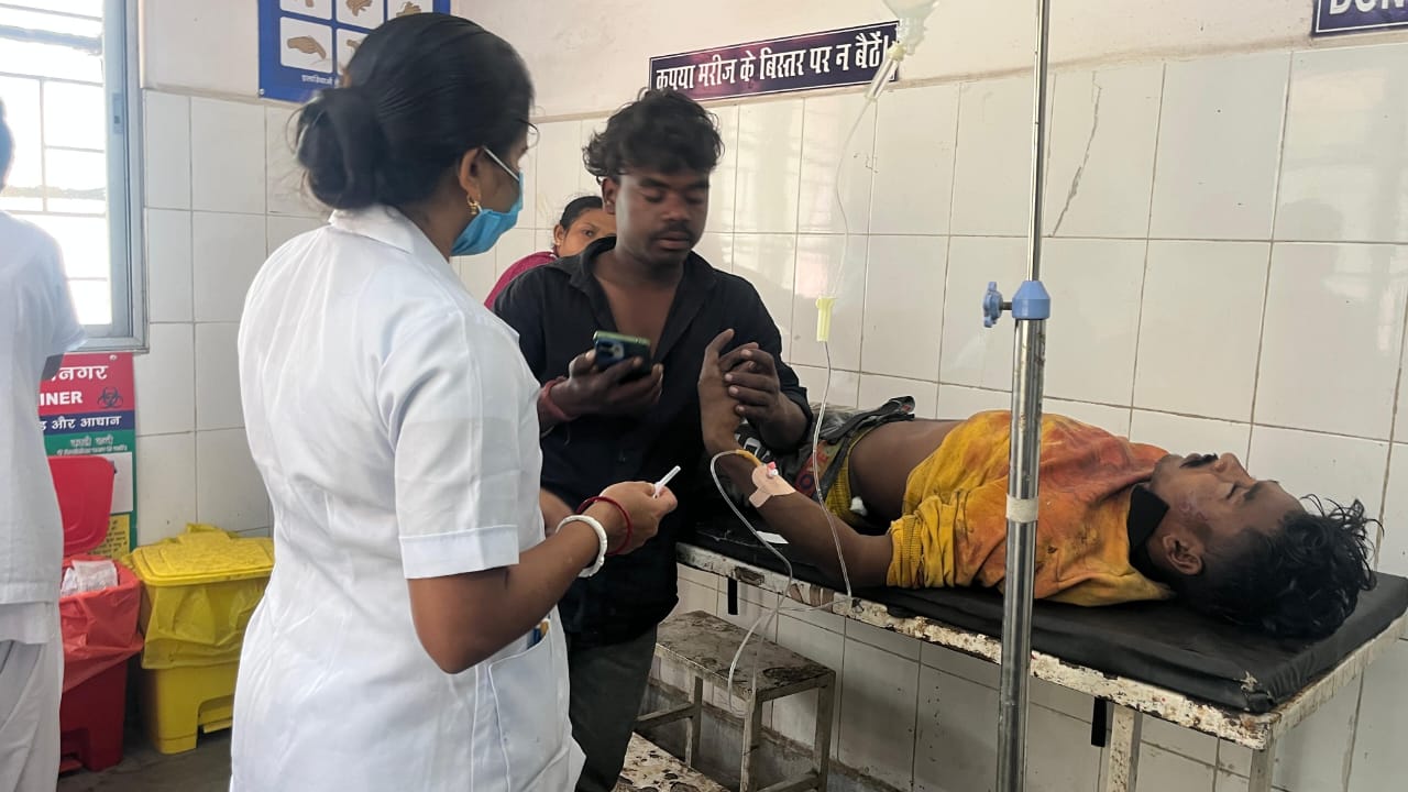 सरायकेला की सड़कों पर दौड़ी मौत, दो अलग-अलग सड़क दुर्घटना में दो घायल, एक की मौत