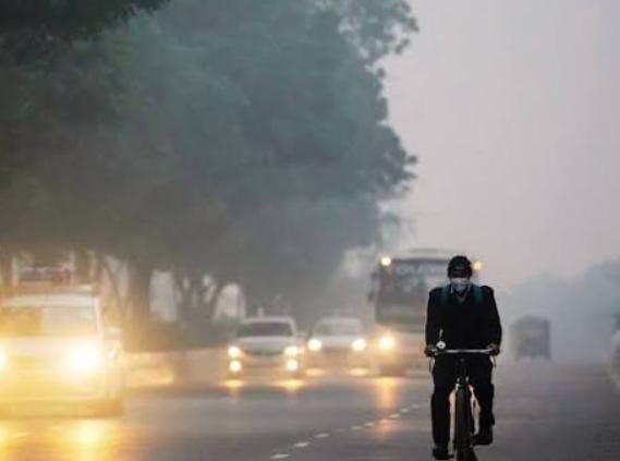 Weather Alert:ठंडी हवा और गिरते तपमान से ठिठुर रहे झारखंड के लोग,पढ़े आज के मौसम का हाल