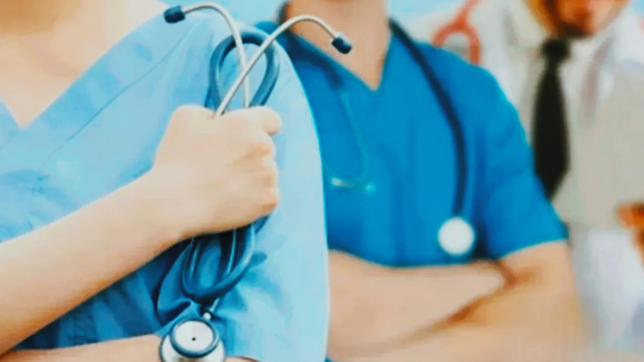 खुशखबरी! झारखंड में मेडिकल इंटर्न्स के लिए बढ़ाया गया इंटर्नशिप भत्ता, अब मिलेंगे 17,500 रुपये