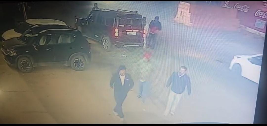 दुमका: बेखौफ फायरिंग ने खोली पुलिस की नाकामी की पोल, जानिए पूरा मामला