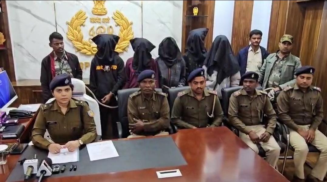 मेले से लौटते समय दंपत्ति पर हमला, धान के खेत में ले जाकर विवाहिता से हुआ सामूहिक दुष्कर्म