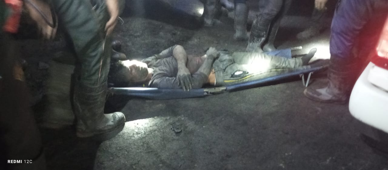 धनबाद : माइंस के अंदर रहस्यमयी मौत, परिजनों का हंगामा