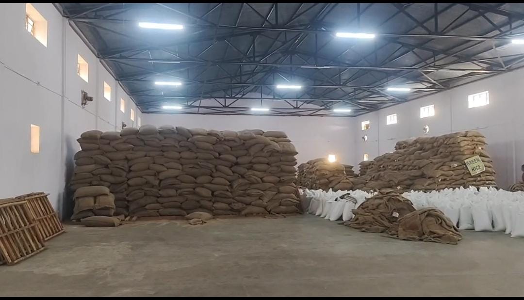 लाल राशन कार्ड में गड़बड़ी का उजागर, 872 लोगों को ब्याज सहित राशि जमा करने का निर्देश