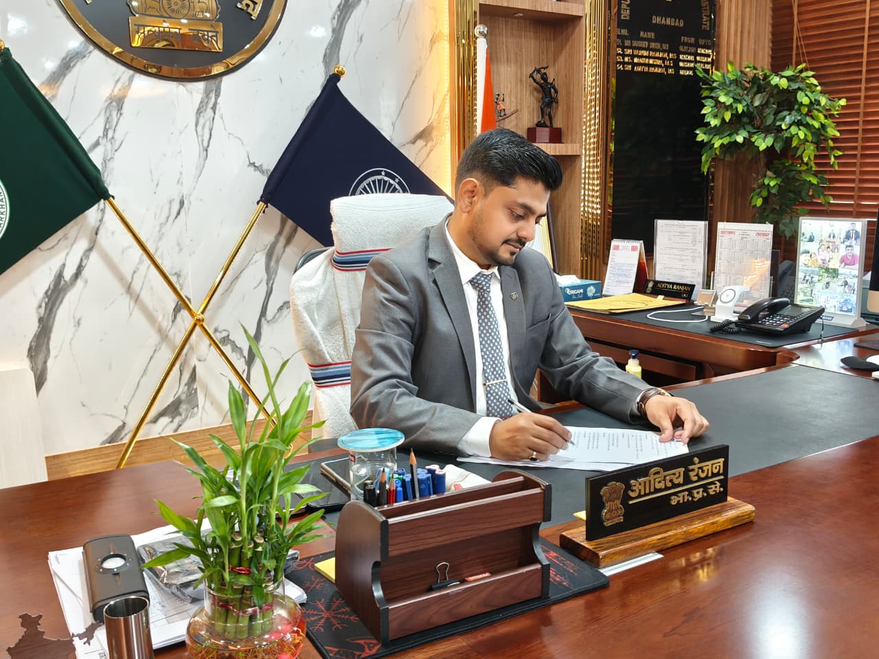 Dhanbad Big Update:फर्जी प्रमाण पत्र पर नामांकन लेने वाले 16 बच्चो के गार्जियन पर एफआईआर,पढ़िए क्या है पूरा मामला