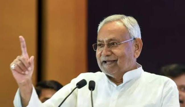 वर्ल्ड बुक ऑफ रिकॉर्ड्स ने 10वीं बार मुख्यमंत्री बनने पर नीतीश कुमार को दी हार्दिक बधाई,पढ़े तारीफ में क्या कहा 