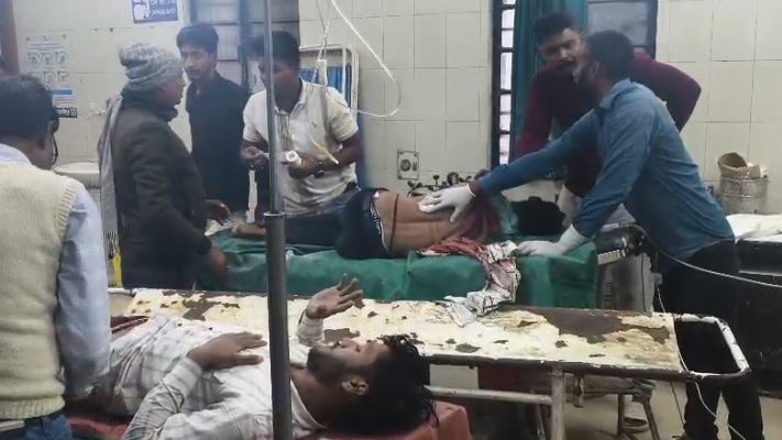 BIG BREAKING: जमीनी विवाद में अंधाधुंध फायरिंग, 3 को लगी गोली, दो की हालत नाजुक.