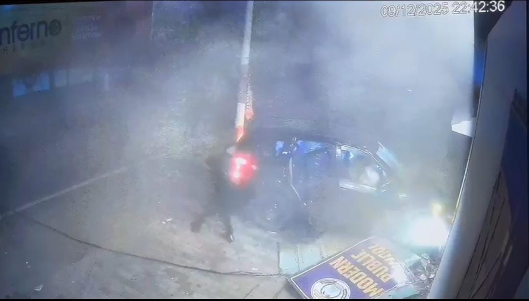 नशे में धुत युवकों ने कैसे चढ़ा दी भूमिहार ब्राह्मण एकता मंच के राष्ट्रीय अध्यक्ष के छोटे भाई पर गाड़ी, देखिए सीसीटीवी Video 