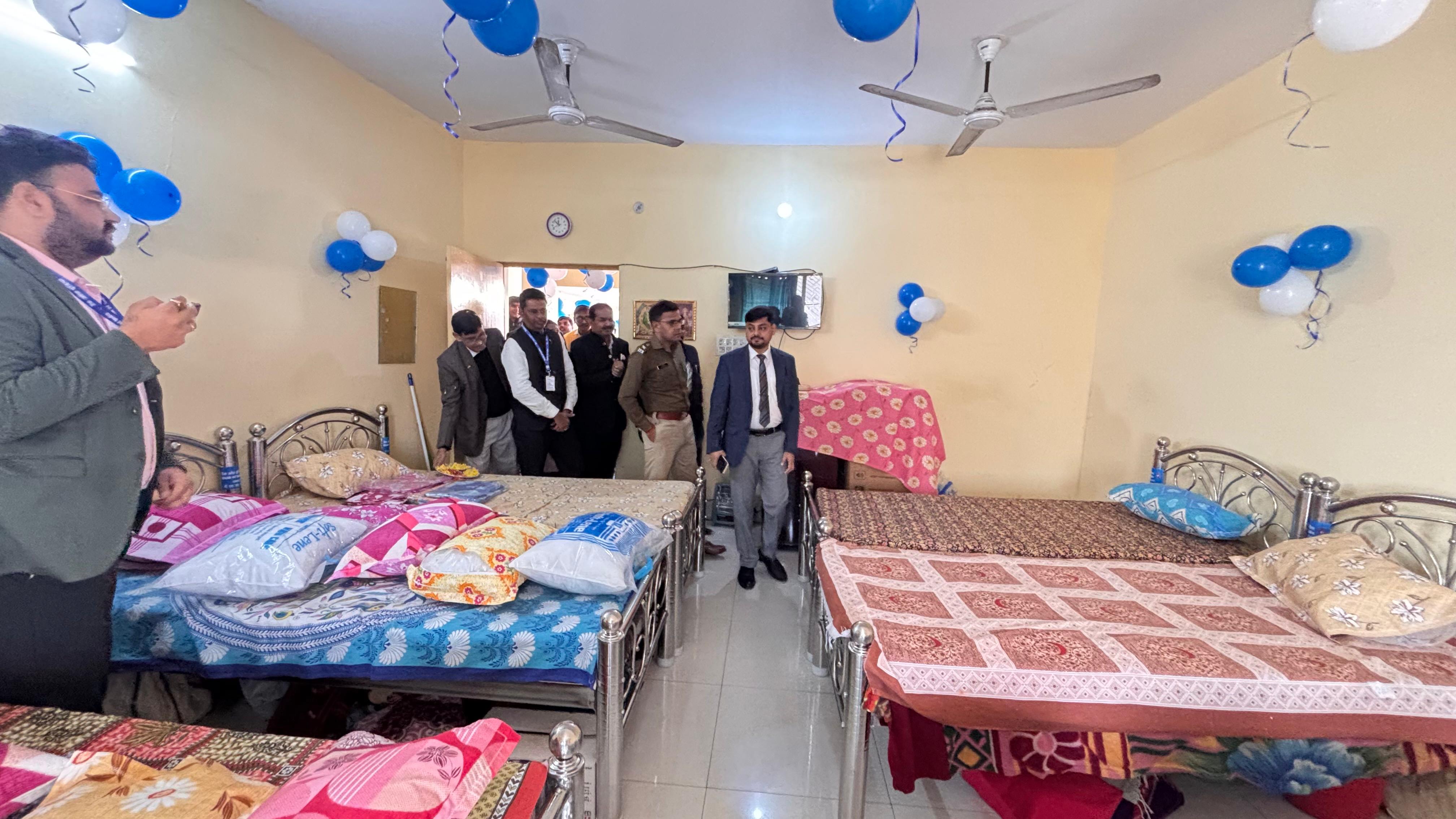 DC -SSP पहुंचे सबलपुर वृद्धा आश्रम तो क्यों बुजुर्गो की आंखों में छलके खुशी के आंसू, पढ़िए!