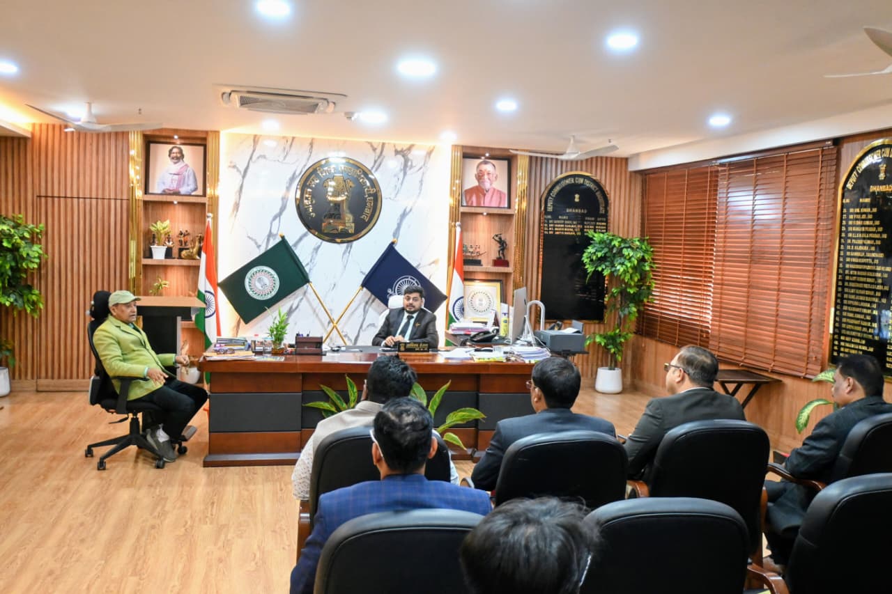 Dhanbad: इतने लोगों को ऐसे मिली ख़ुशी -76 की सेवा पक्की हुई तो 34 को मिला एम.एस.सी.पी!