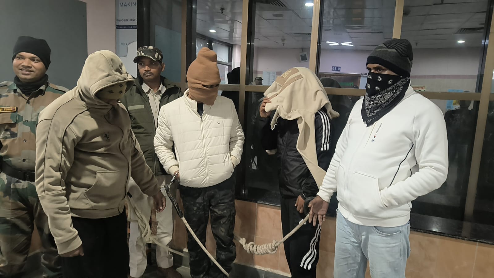 जमीन विवाद में जीजा ने साली से करवाया गैंग रेप का केस, अब केस करने वाले को ही पुलिस ने भेज दिया जेल