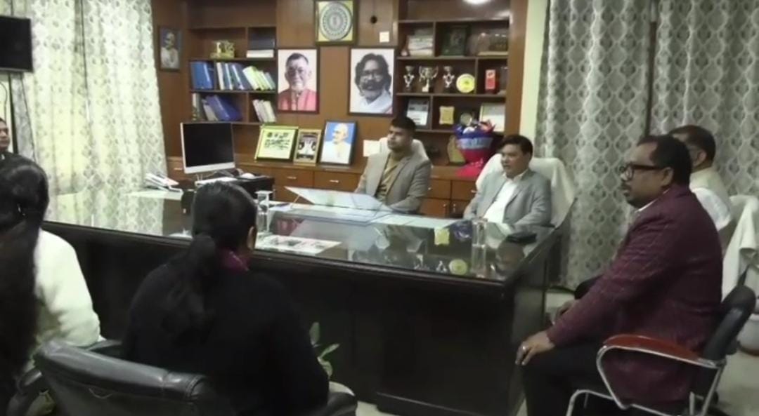 नए साल पर धनबाद में प्रशासनिक फेरबदल, तीन IAS अधिकारियों ने संभाला पदभार