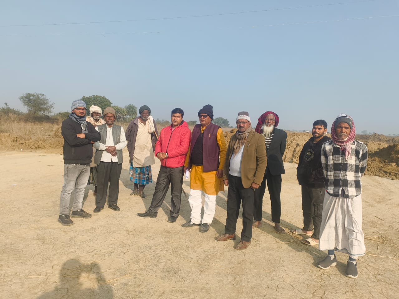 PALAMU NEWS : जल निकासी को लेकर किसानों का आक्रोश, उपायुक्त के आदेश पर पथ निर्माण विभाग हरकत में