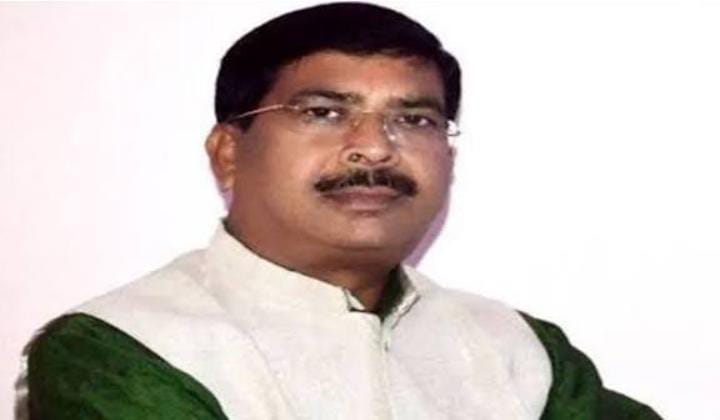 প্রাণিসম্পদমন্ত্রীর