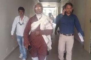 चेक बाउंस मामले में पूर्व विधायक सूर्य सिंह बेसरा को 2 साल की सजा, अपील बॉन्ड के बाद मिली जमानत