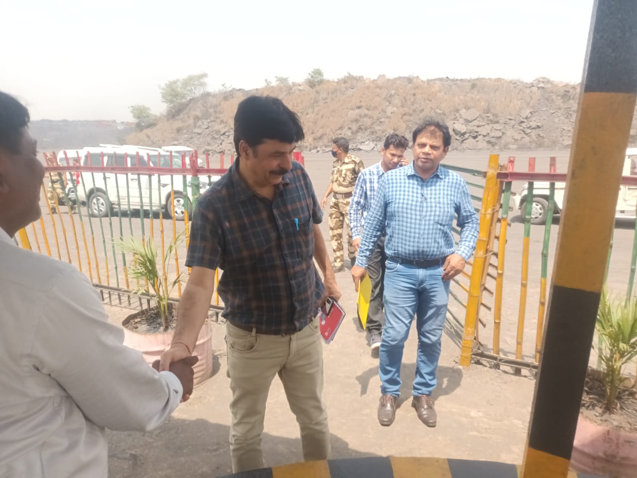 बीसीसीएल के सुरक्षा चीफ के दौरे से कोयला तस्करों में हडकंप